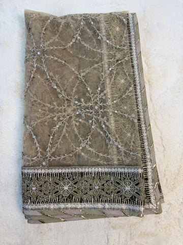Original Imrozia Ready to Wear: Luxury Embroidered Net Dupatta with Scalloped Border
